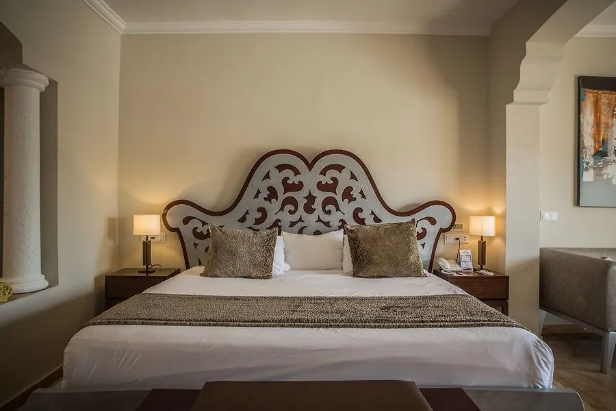 ***** Hotel Majestic Colonial Club Punta Cana - Only Adults Dominican Republic